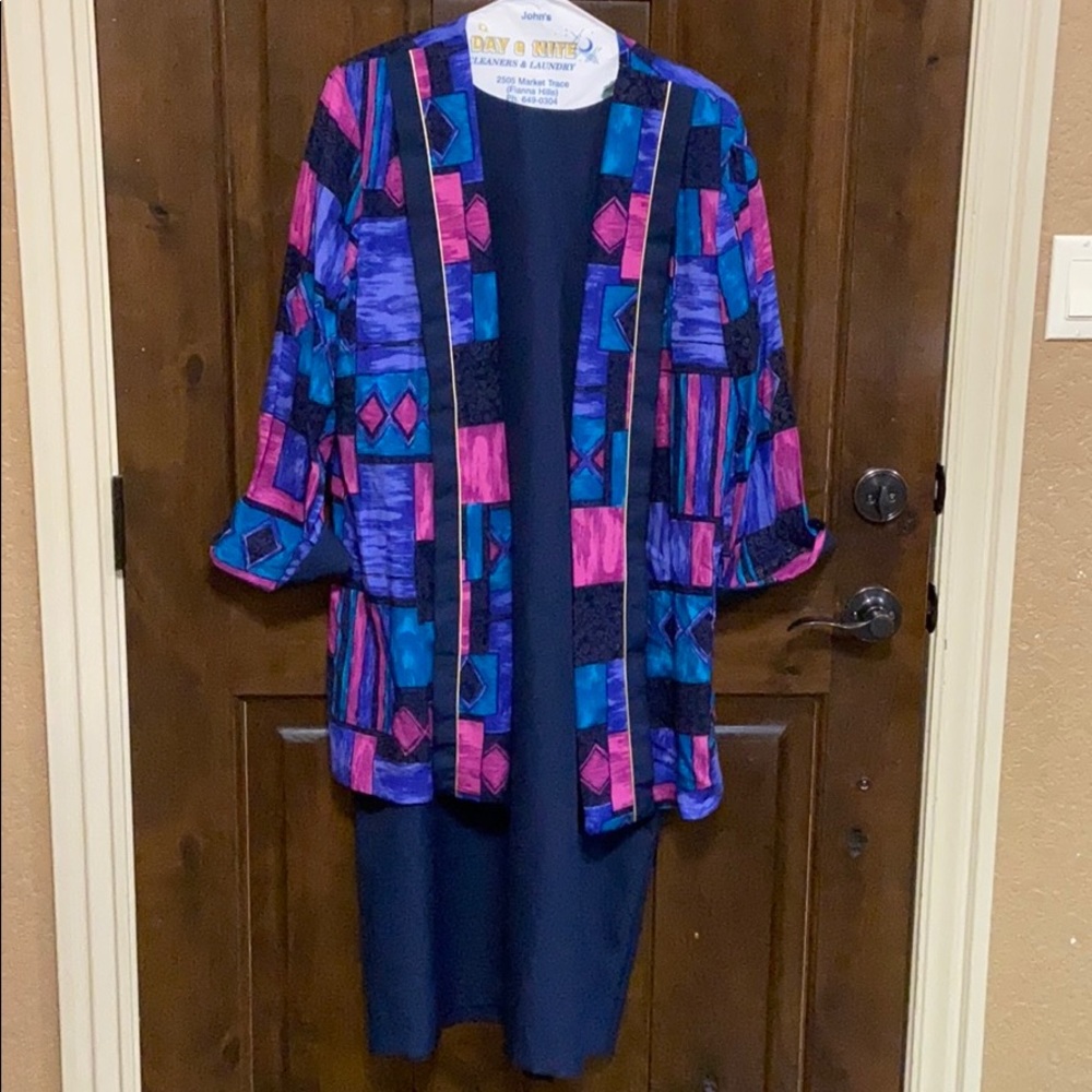 Meryl Fashions Ltd. Brand. EUC!